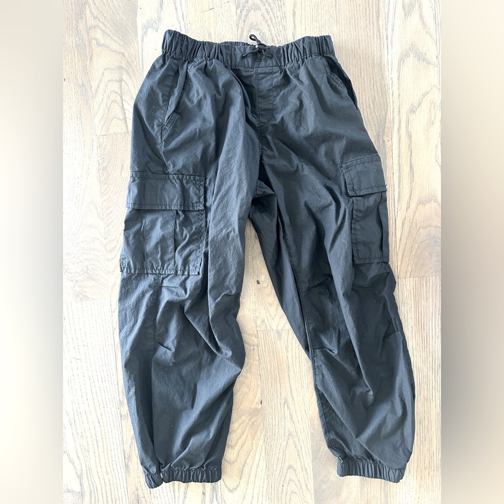Girls cargo joggers, Gap Kids, black, size M (8).